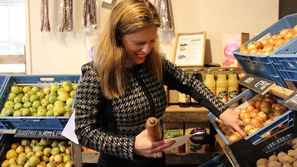 Minister Carola Schouten doet zelf ook nog boodschappen.
