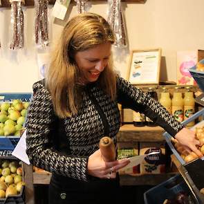 Minister Carola Schouten doet zelf ook nog boodschappen.