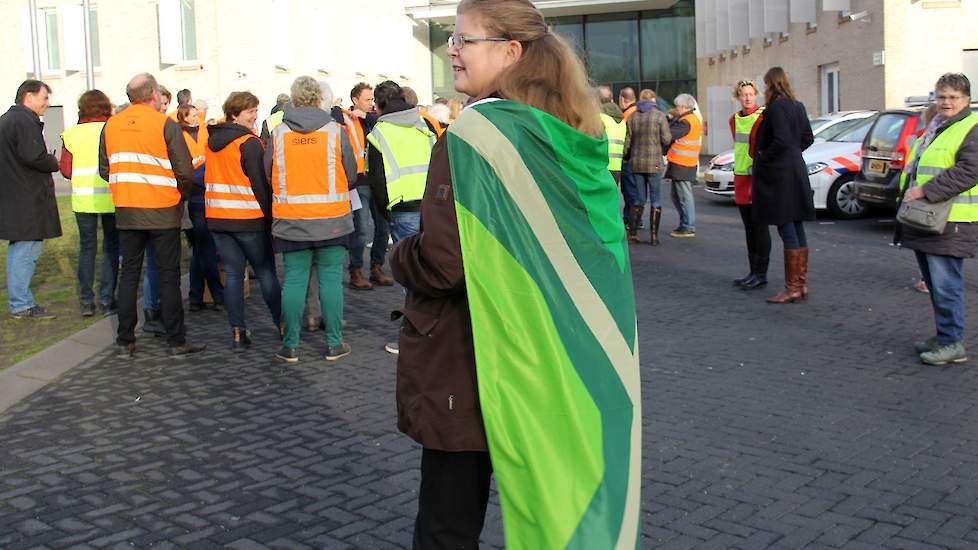 Harold Wisselink uit Varssel, ondernemer in Zelhem, protesteert voor het eerst van zijn leven; het steekt hem dat hij als burger niet is betrokken bij de plannen.