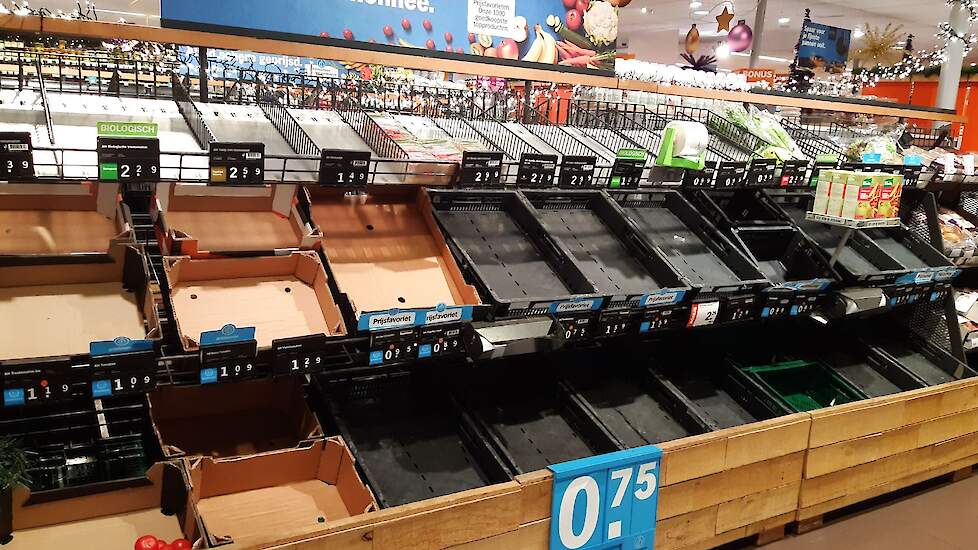 Lege schappen in een Albert Heijn in Doetinchem.