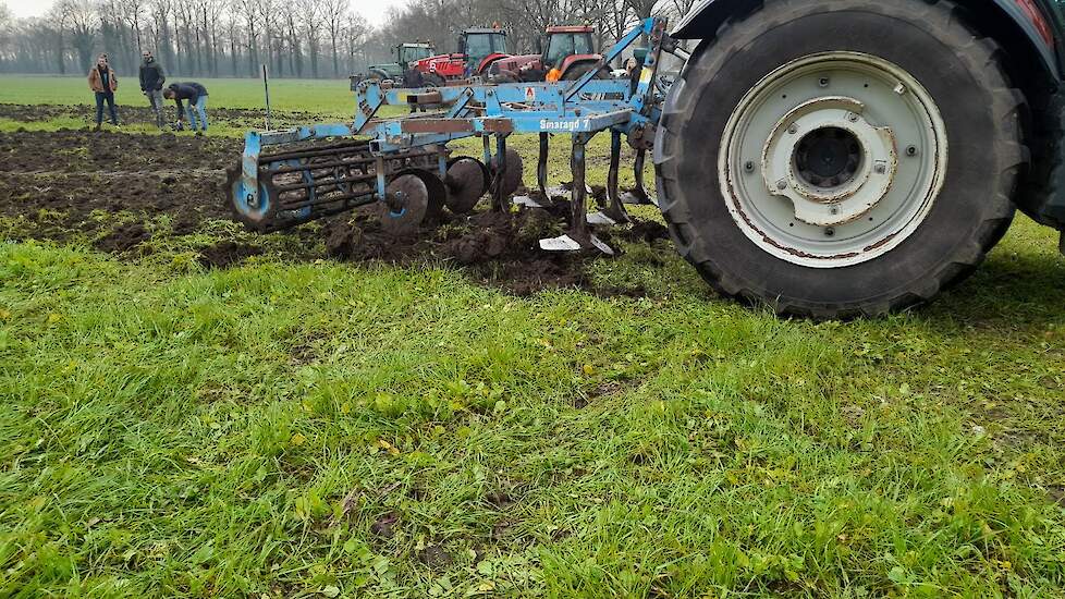 De Cultivator van loonwerker Sturris BV uit Laren.