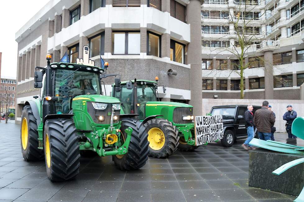 Trekkers bij het Tweede Kamergebouw, bij een eerder protest in Den Haag in 2021.