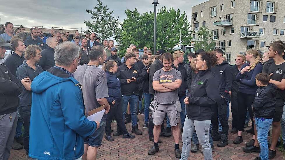 Boeren in gesprek met de lokale CDA-fractie.