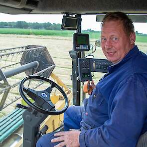 Theo Meijerink in zijn combine.