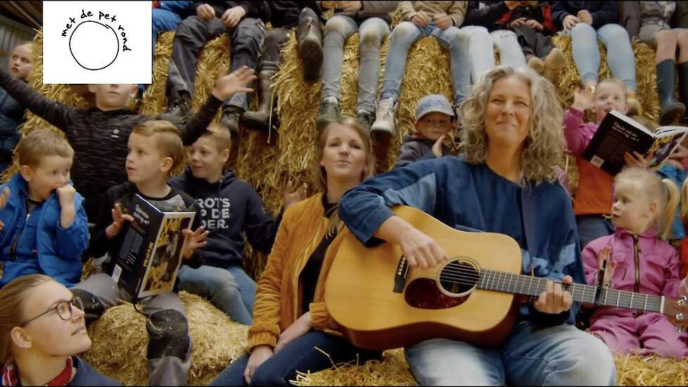 Onze Boerderij - Tessa Boomkamp & Karin Hukker