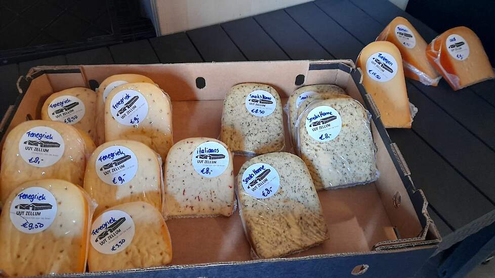 Uut Zellum heeft 3 kruidenkazen en naturelkaas op voorraad.