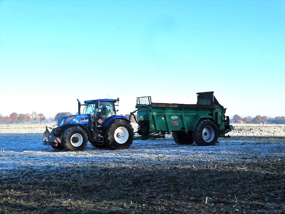 Waddenslib uitrijden in Dalmsholte (OV).